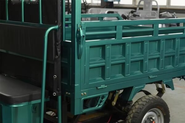 three-wheel electric cargo vehicle