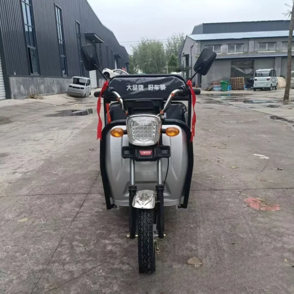 electric delivery trike